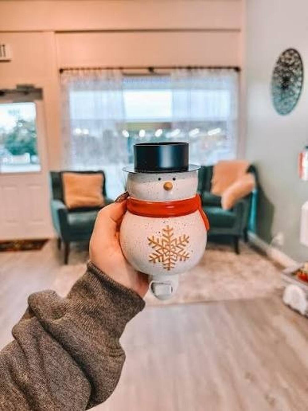 Scentsy Toasty Top Hat Mini Warmer New in Box Plug-In Wax Warmer